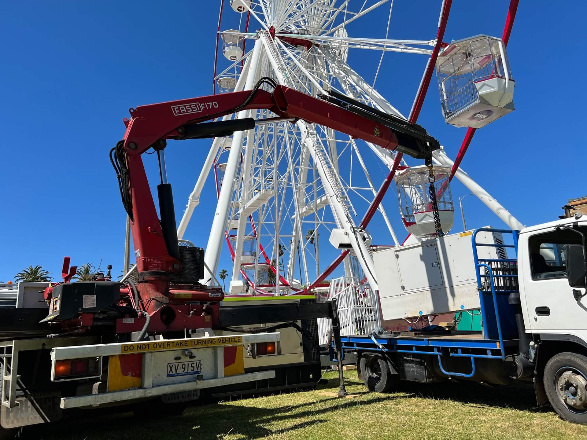 Crane truck hire