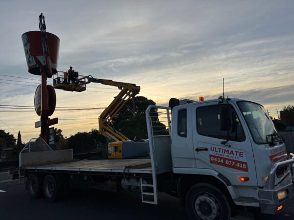 Crane Truck Hire Melbourne | Crane Trucks | Ultimate Crane Trucks